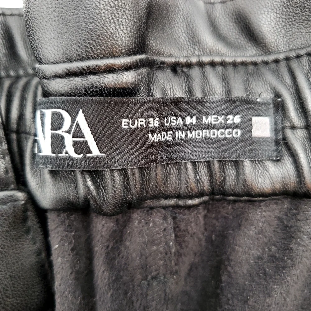 Zara Baggy High Rise Faux Leather Pants - Picture 9 of 11